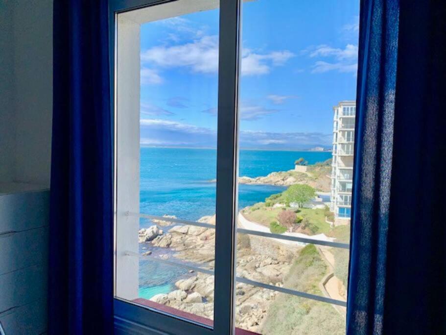Les Pieds Dans L'Eau, La Tete Dans Les Nuages, Roses Apartment Exterior photo